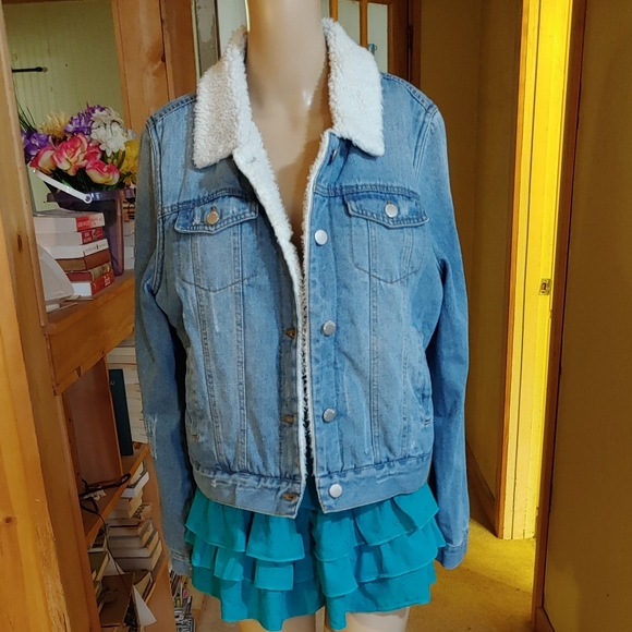 Ashley Vintage Charm Jackets & Blazers - Ashley Vintage Charm. Shepra Lined. Vintage Style.
